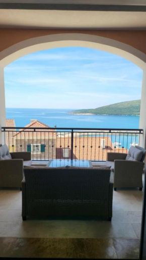 Lustica Bay apartments